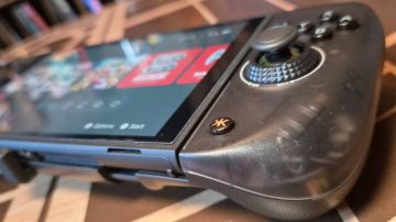 CRKD Nitro Deck 2实测改善Switch 2握持但价格偏高